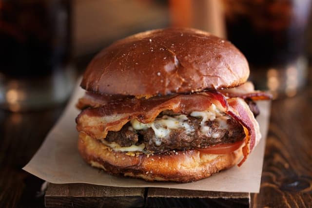 Bacon Cheeseburger